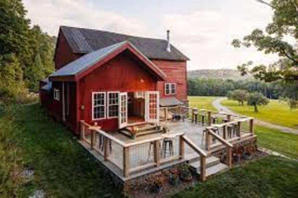 Charming 120-Year-Old Farmhouse By The Creek. Starlight Eksteriør billede