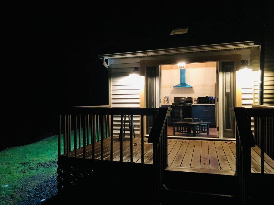 Charming 120-Year-Old Farmhouse By The Creek. Starlight Eksteriør billede