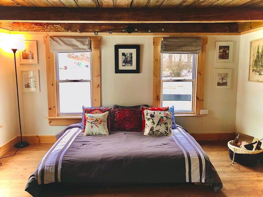 Charming 120-Year-Old Farmhouse By The Creek. Starlight Eksteriør billede